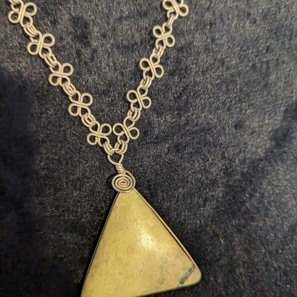 Hand Made Necklace with Yellow Stone - Picture 2 of 3